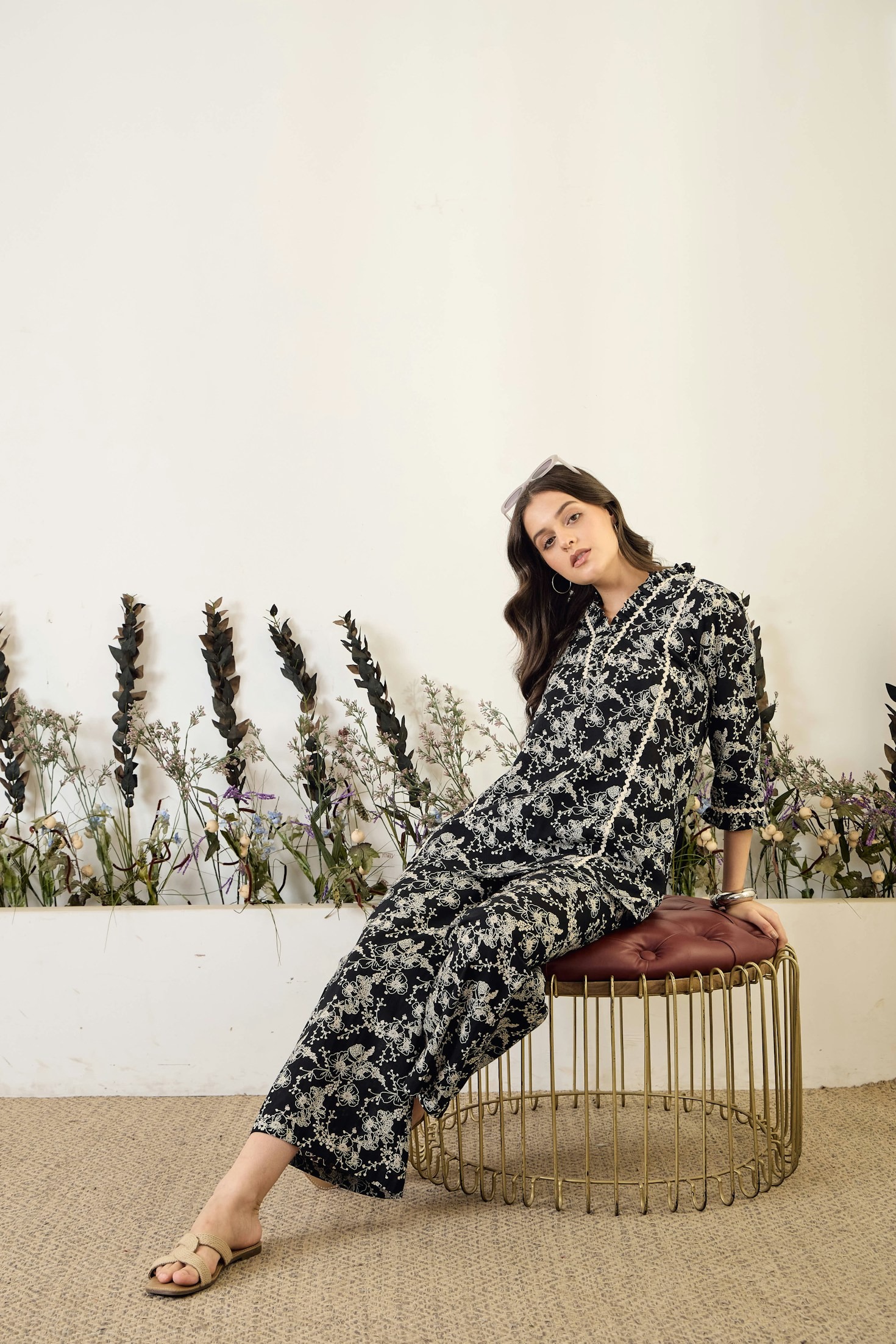 A Guide to Mastering Casual Chic for Mature Women: Effortless Style After 50